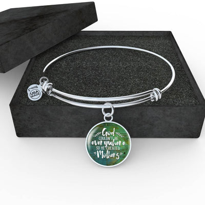 GOD COULDN'T BE EVERYWHERE, SO HE CREATED MOTHERS (WHITE ON GREEN) SILVER AND GOLD FINISHED CIRCLE SHAPED NECKLACE - podprintz.com