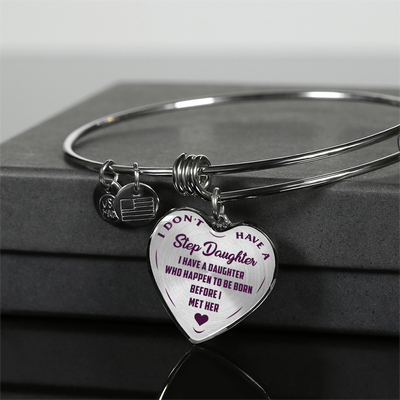 I DON'T HAVE A STEPDAUGHTER, BORN BEFORE I MET HER, SILVER OR GOLD FINISHED HEART SHAPED NECKLACE AND BANGLE BRACELET (PURPLE ON TRANSPARENT) EO - podprintz.com